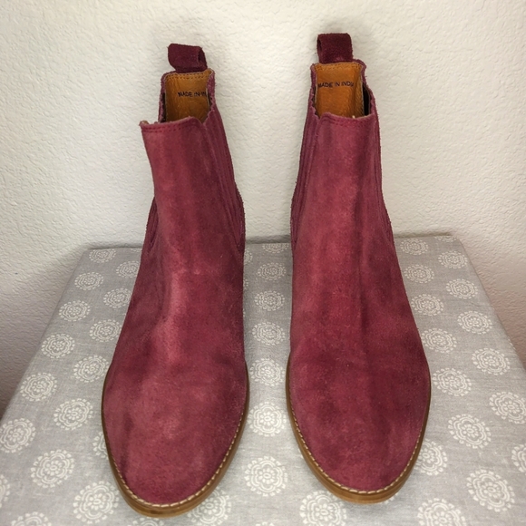 Urban Outfitters Suede Leather Ankle Boots size 3 - Picture 2 of 8